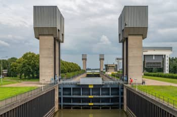 Esclusas en el canal del Rin, en Amsterdam. 